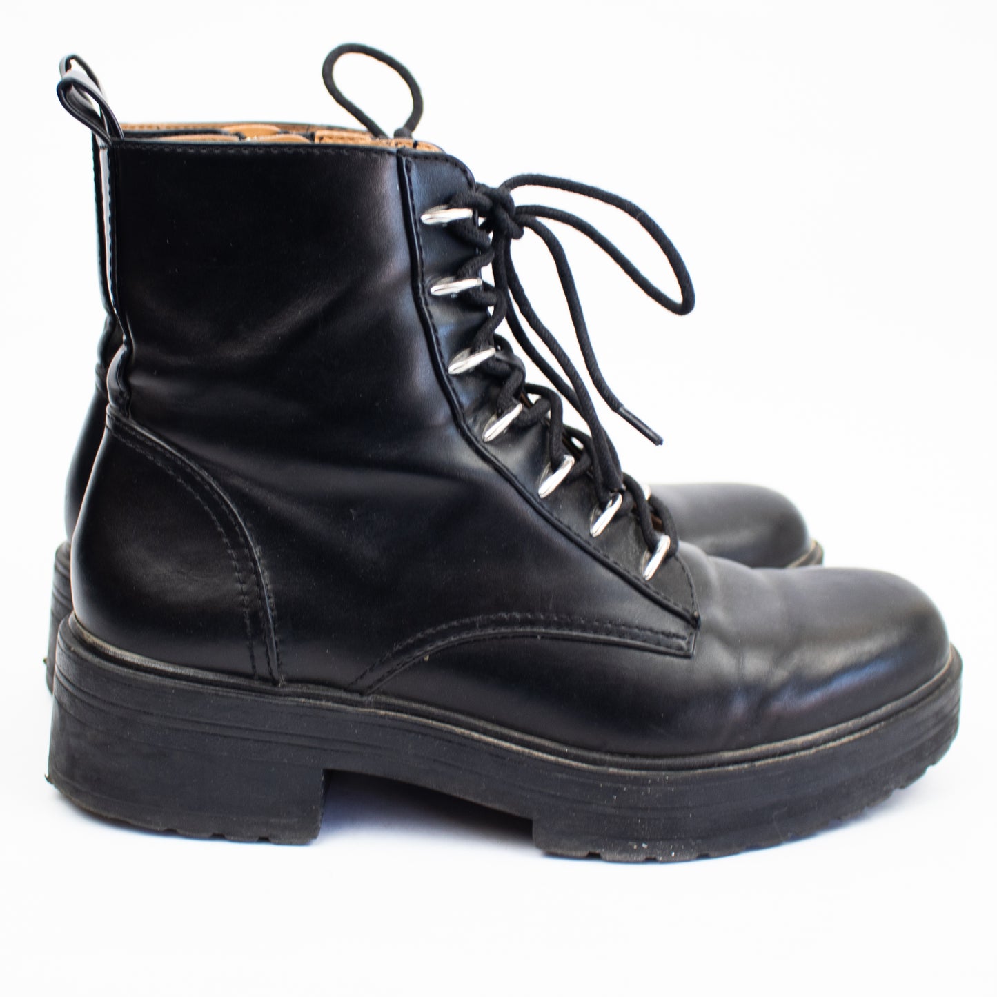 Unbranded Boots