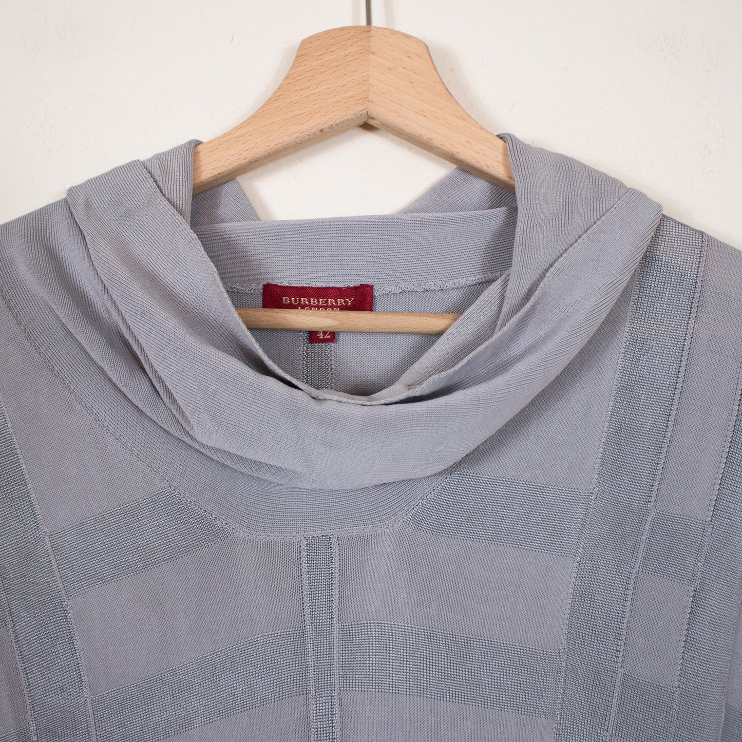 burberry sweater