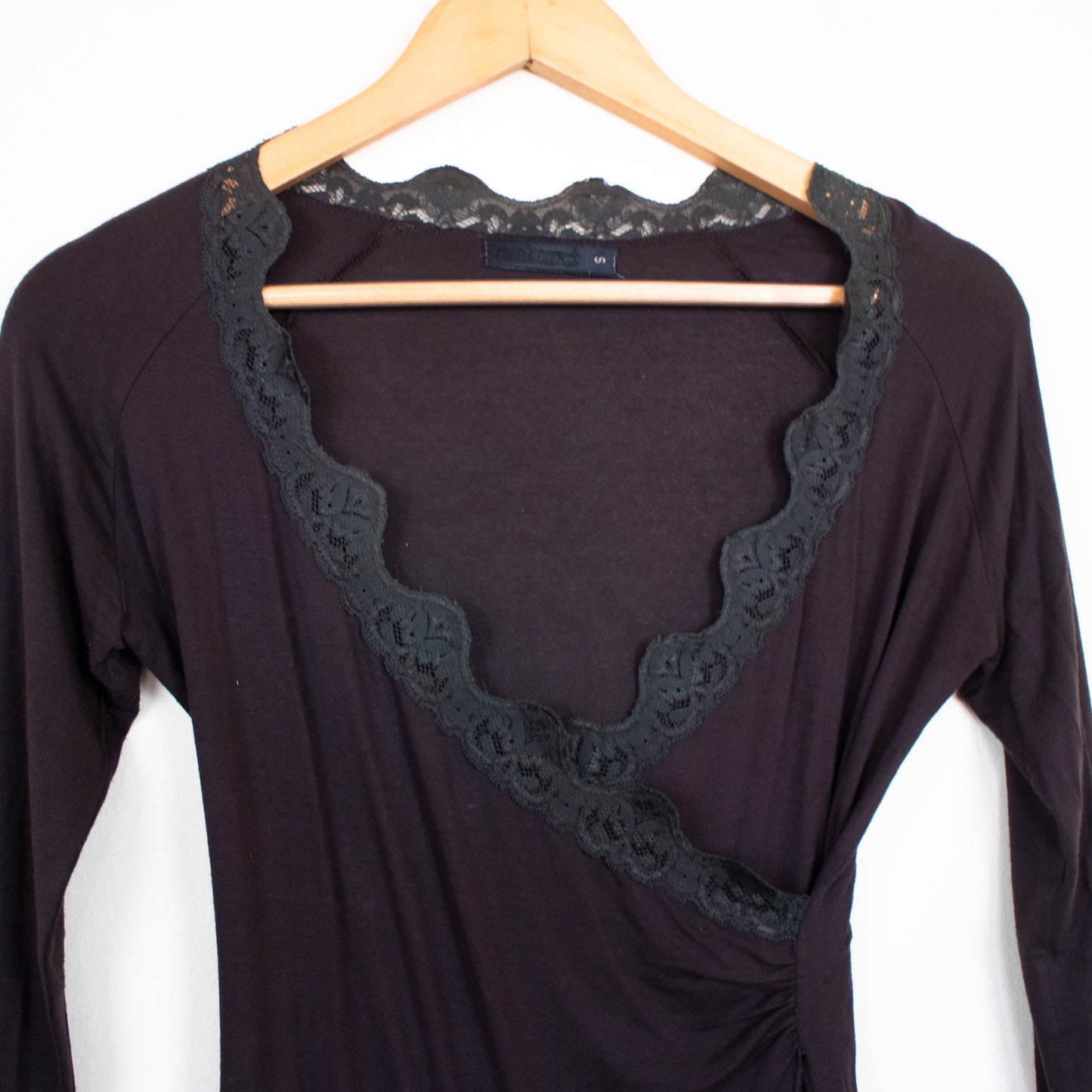 Nakuro sweater