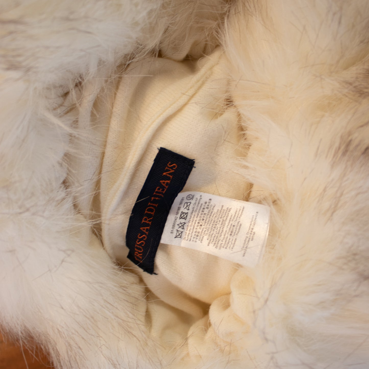 Gola Trussardi