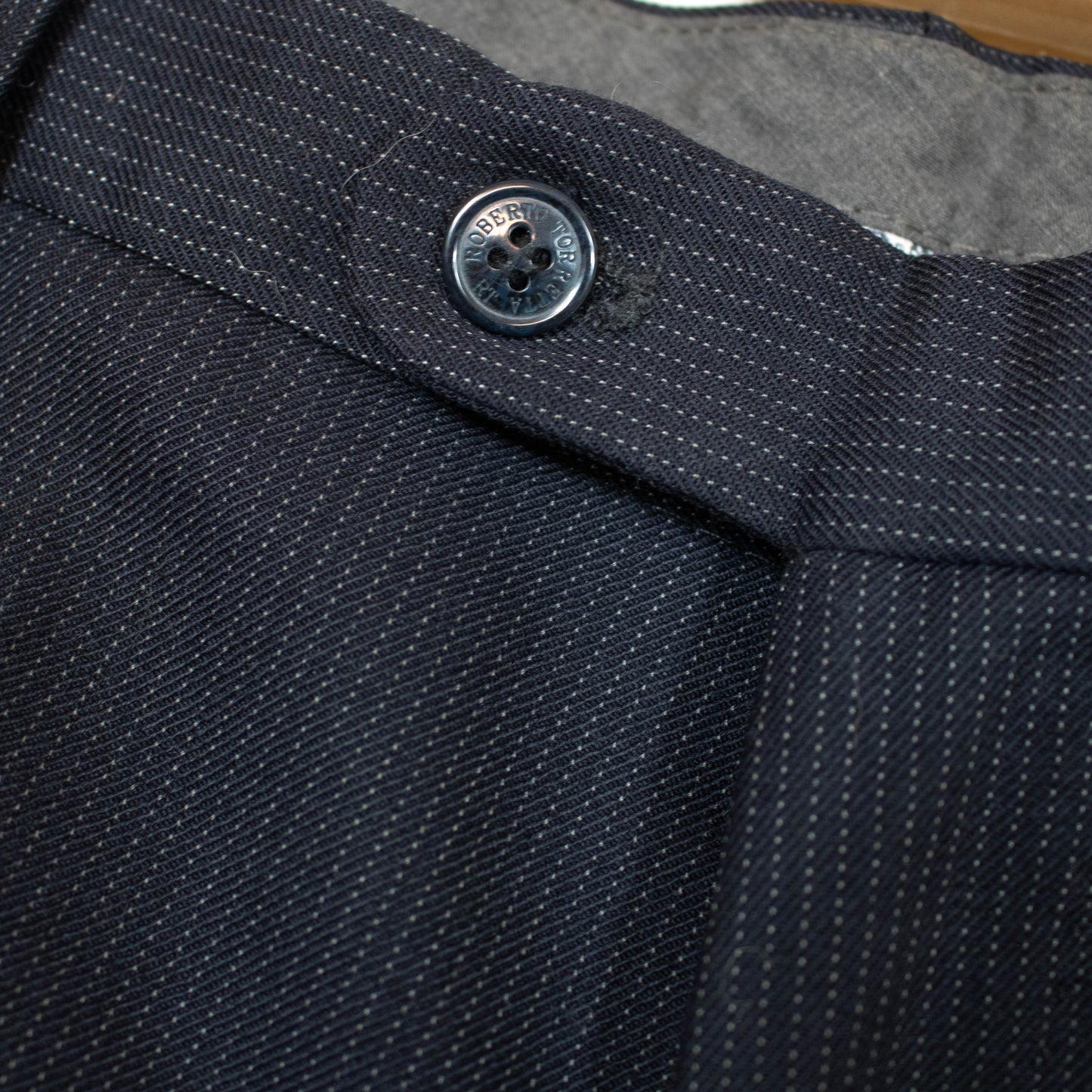 Roberto Torreta costume