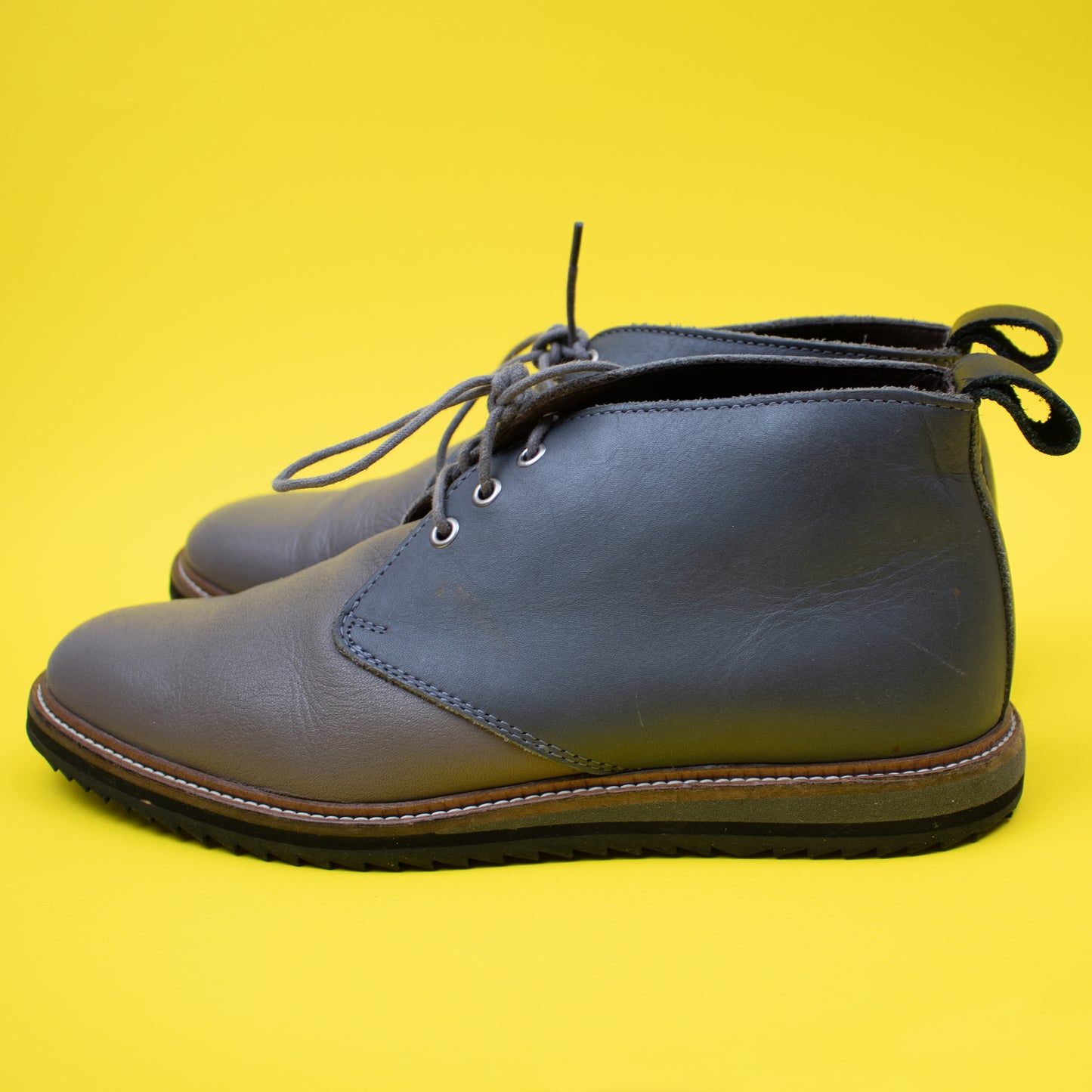common cut ankle boots