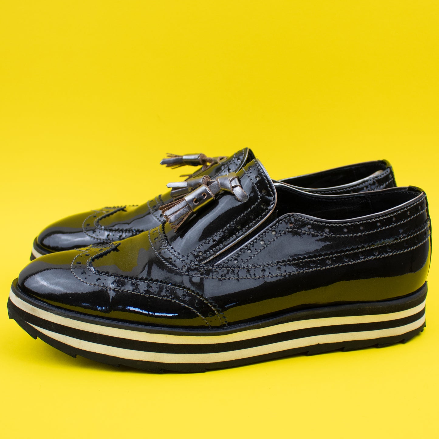 Sapatos Cohibas