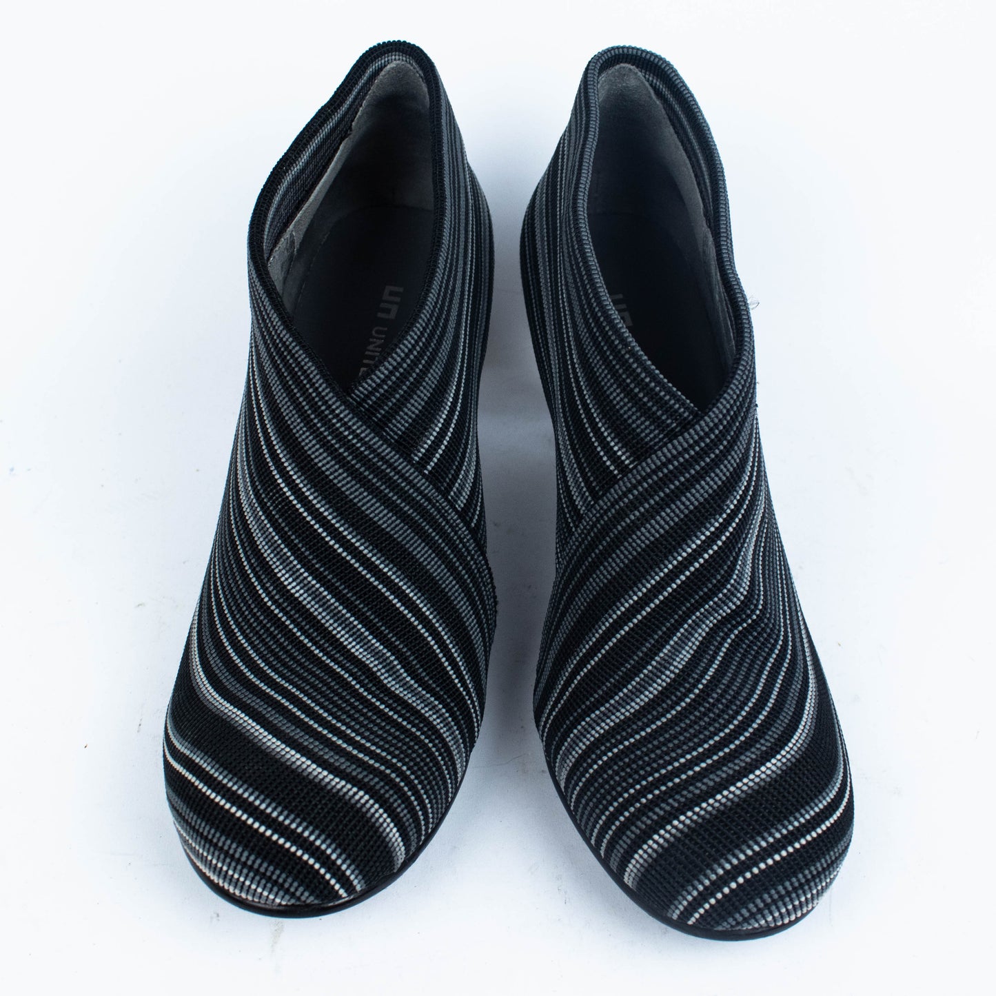 Botins United Nude