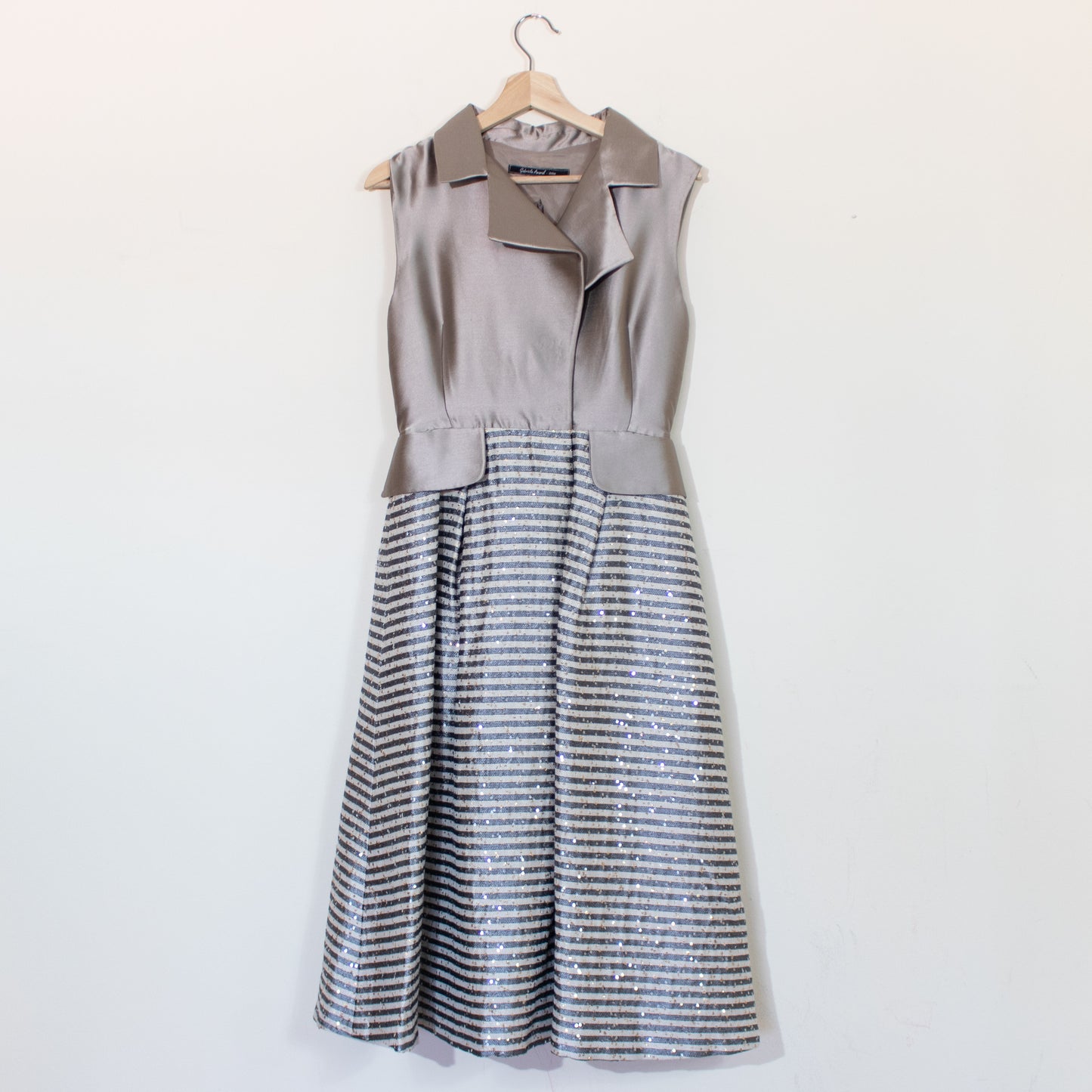 Gabriela Amaral dress
