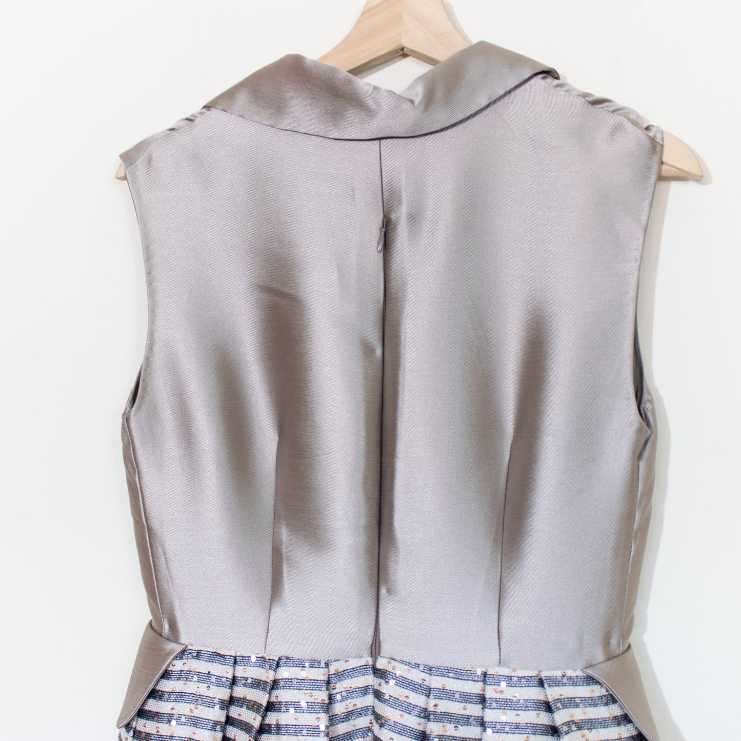 Gabriela Amaral dress