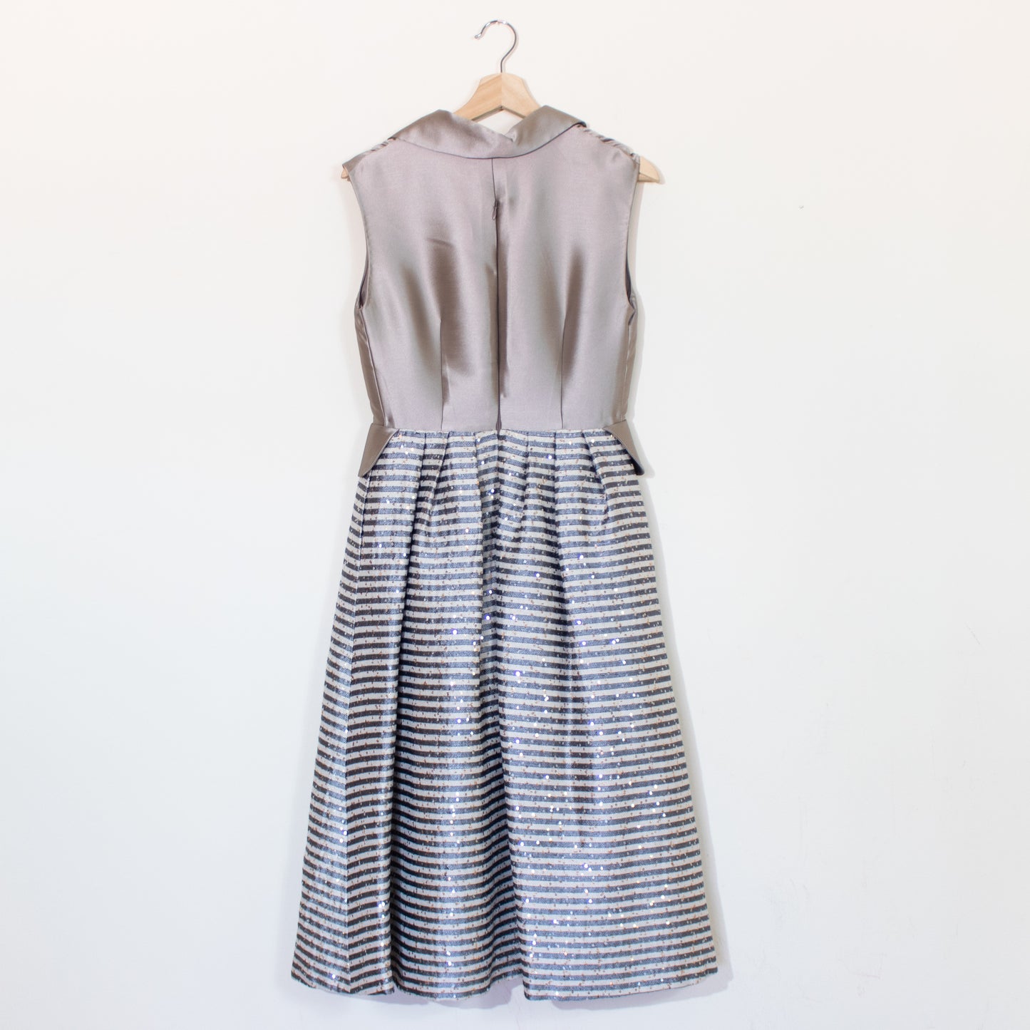 Gabriela Amaral dress