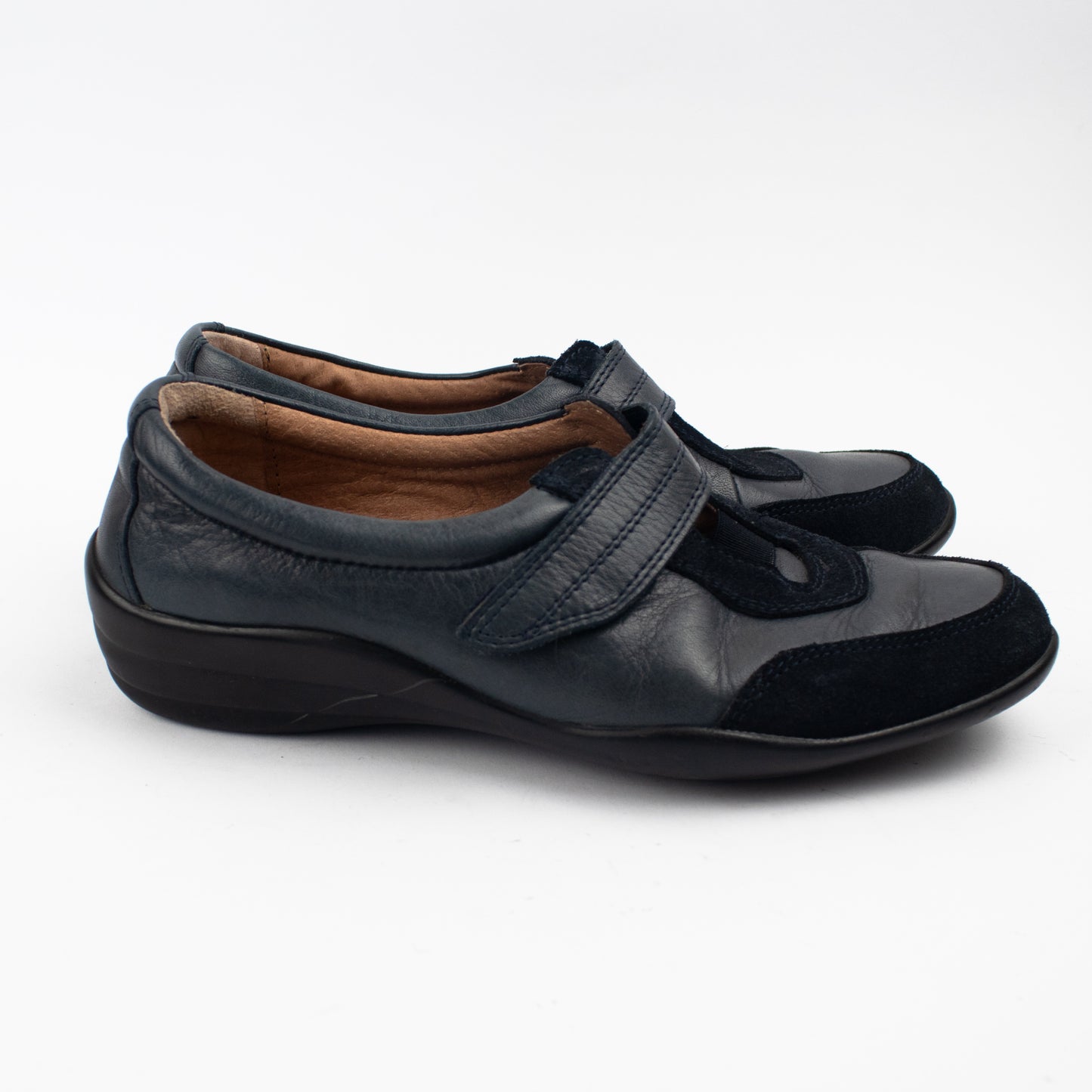 pratik shoes