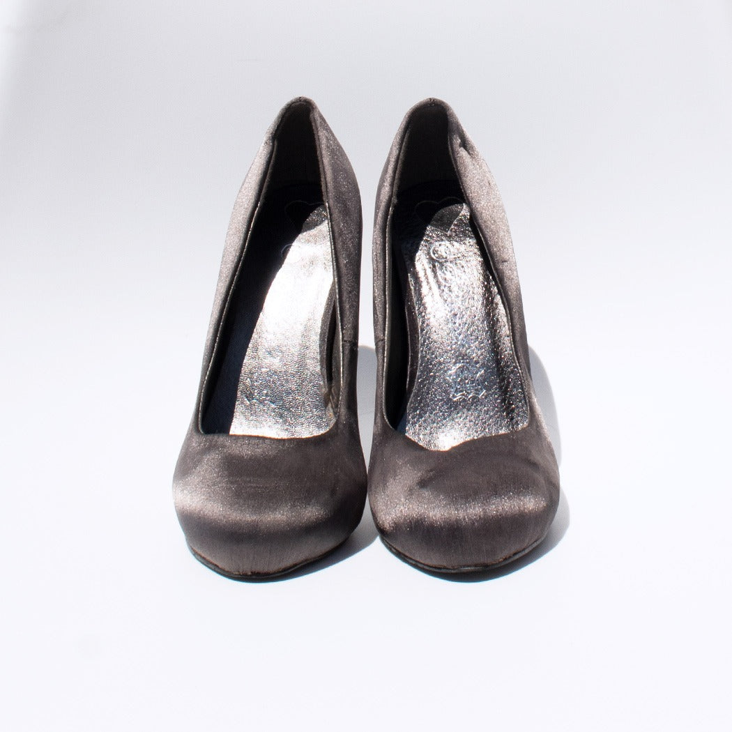 <transcy>Zapato hecho a mano</transcy>