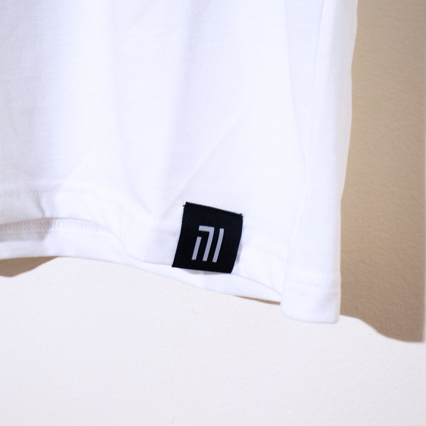 Hand 171 T-shirt