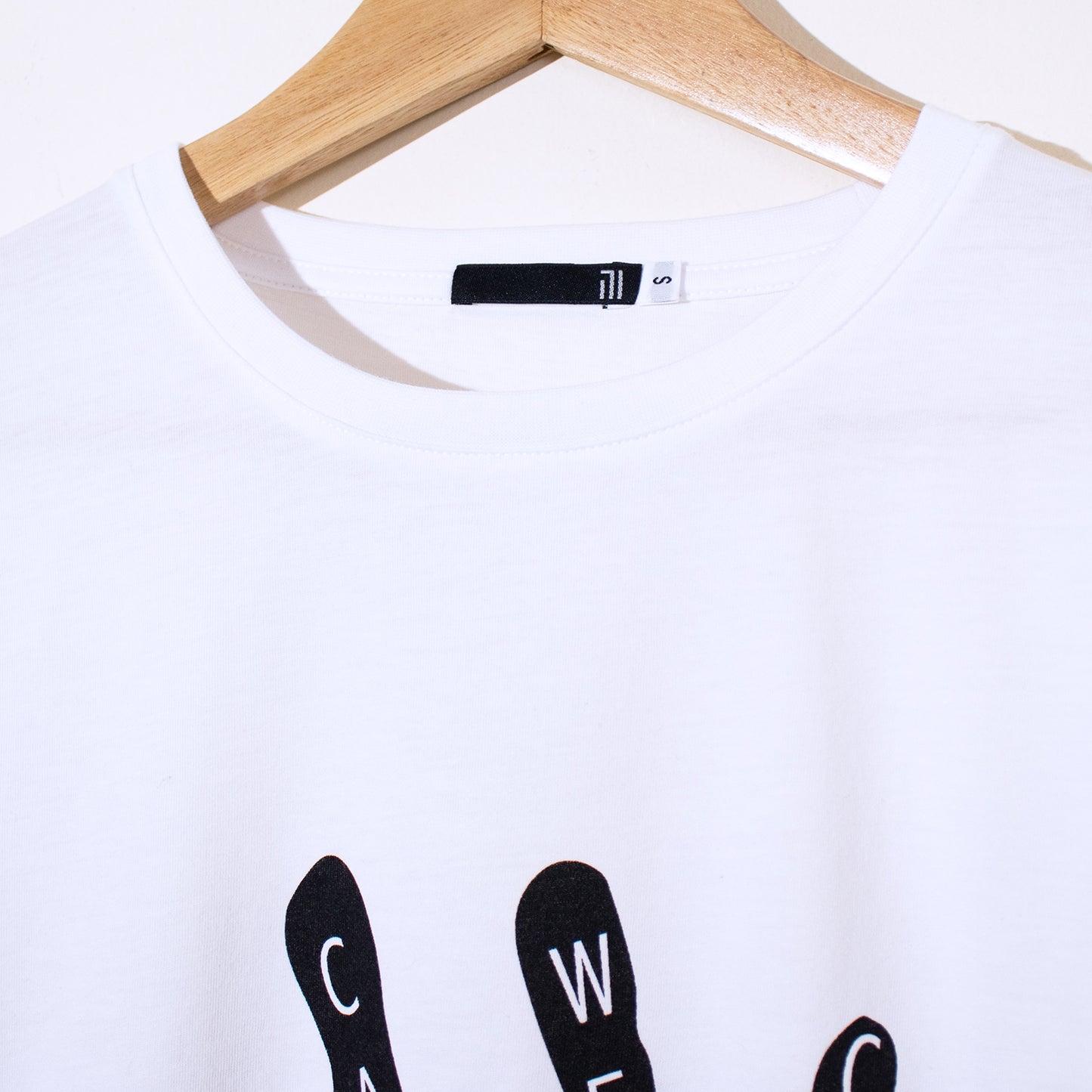 Hand 171 T-shirt