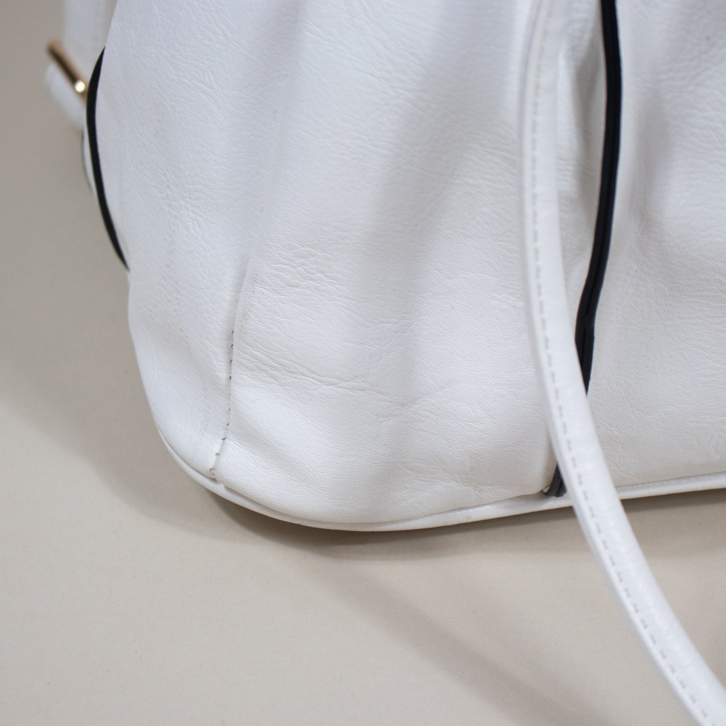 Valise faite à la main