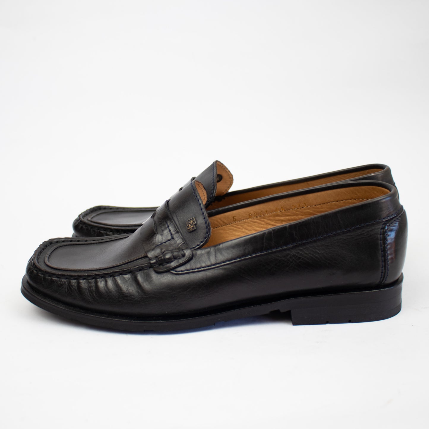 loris shoes