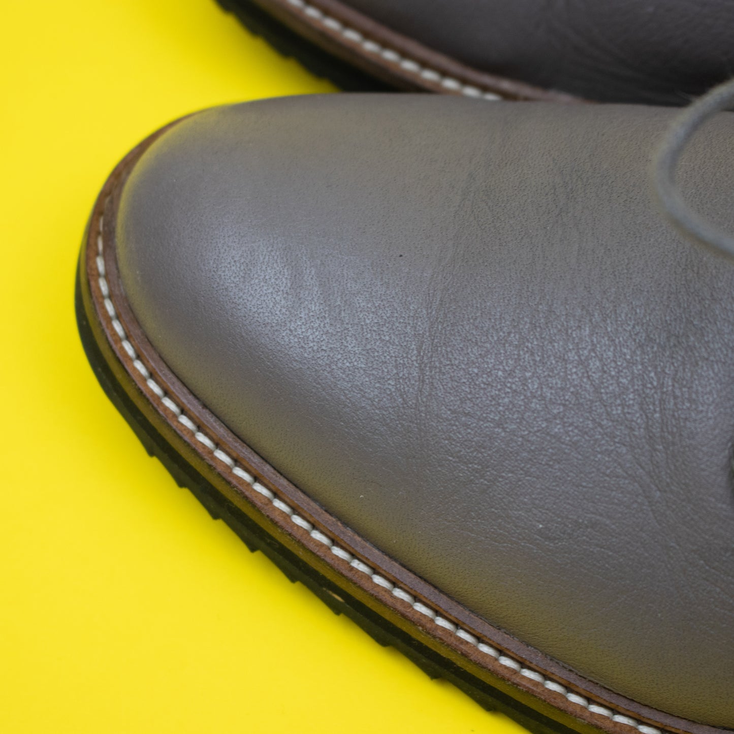common cut ankle boots