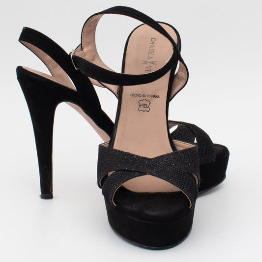 Daniela Vega sandals