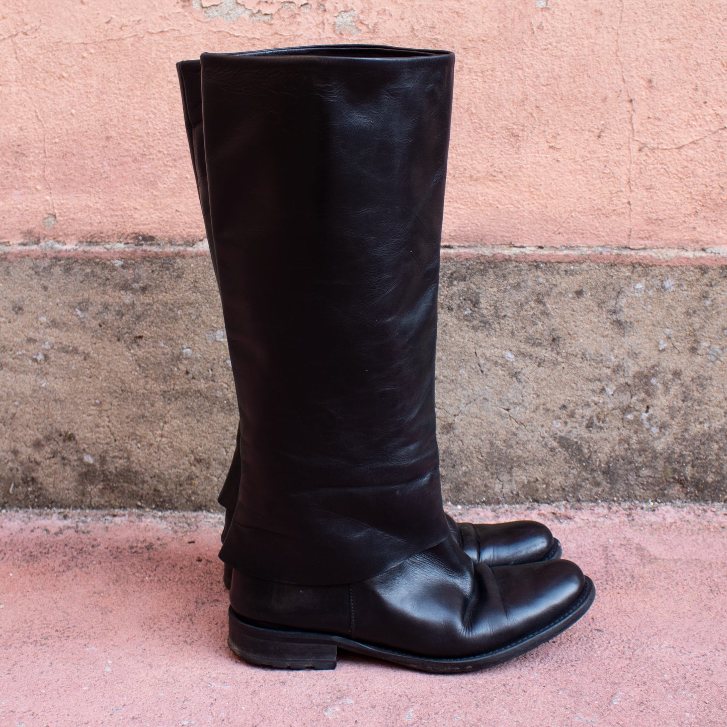 loris boots