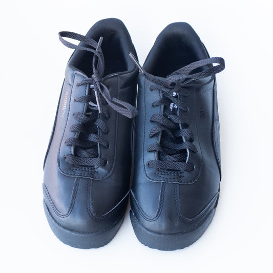 Puma Sneakers