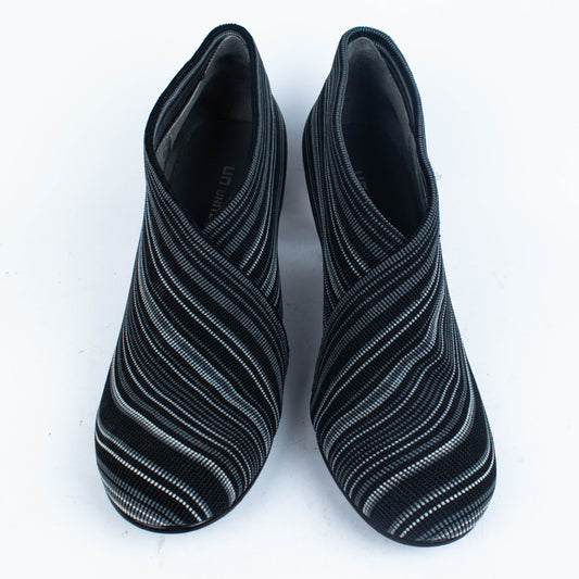 Botins United Nude