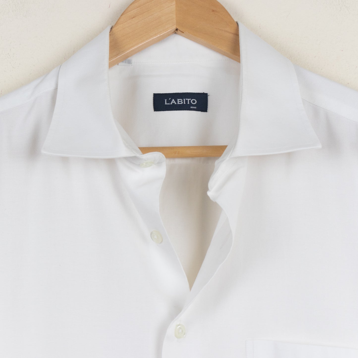 L'abito shirt