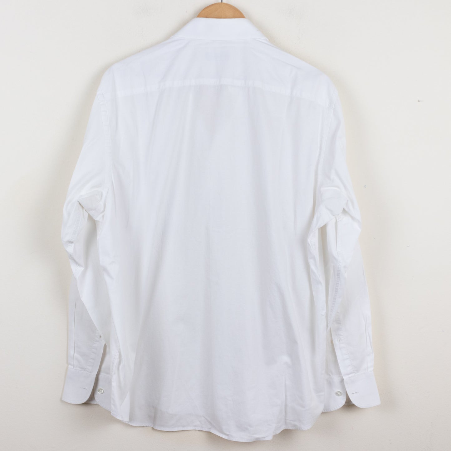 L'abito shirt