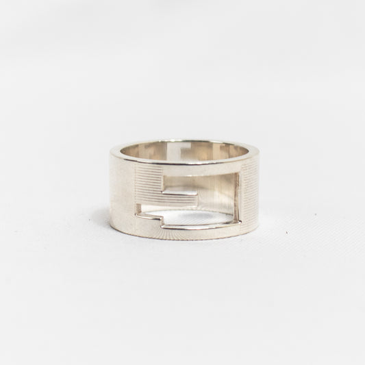 Gucci ring