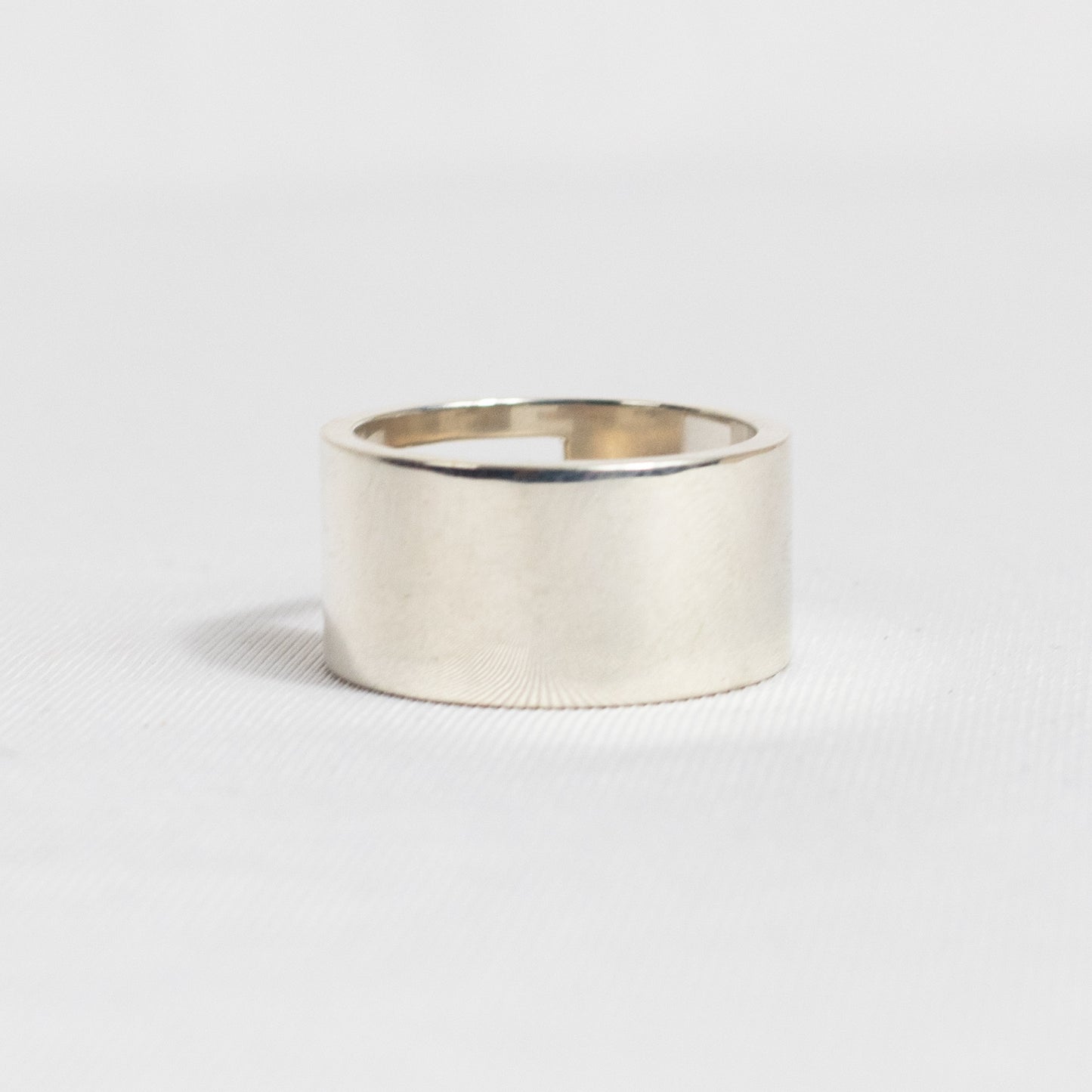 Gucci ring
